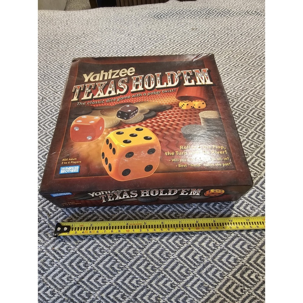 Vintage 2004 YAHTZEE TEXAS HOLD'EM~Classic Dice Game w/ a Poker Twist See Desc.